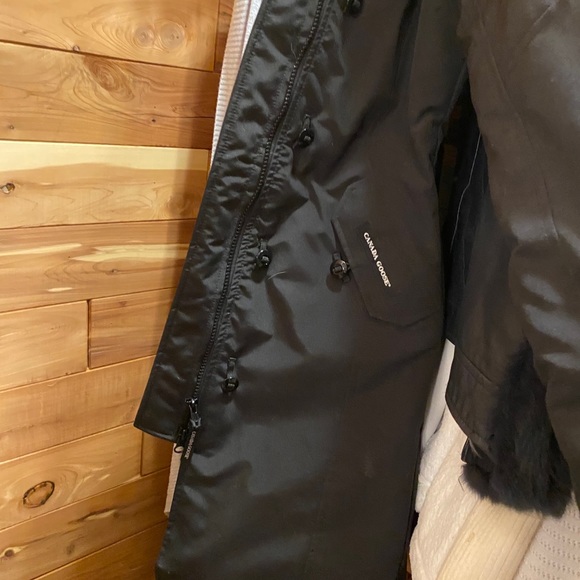 Canada Goose - Picture 4 of 5